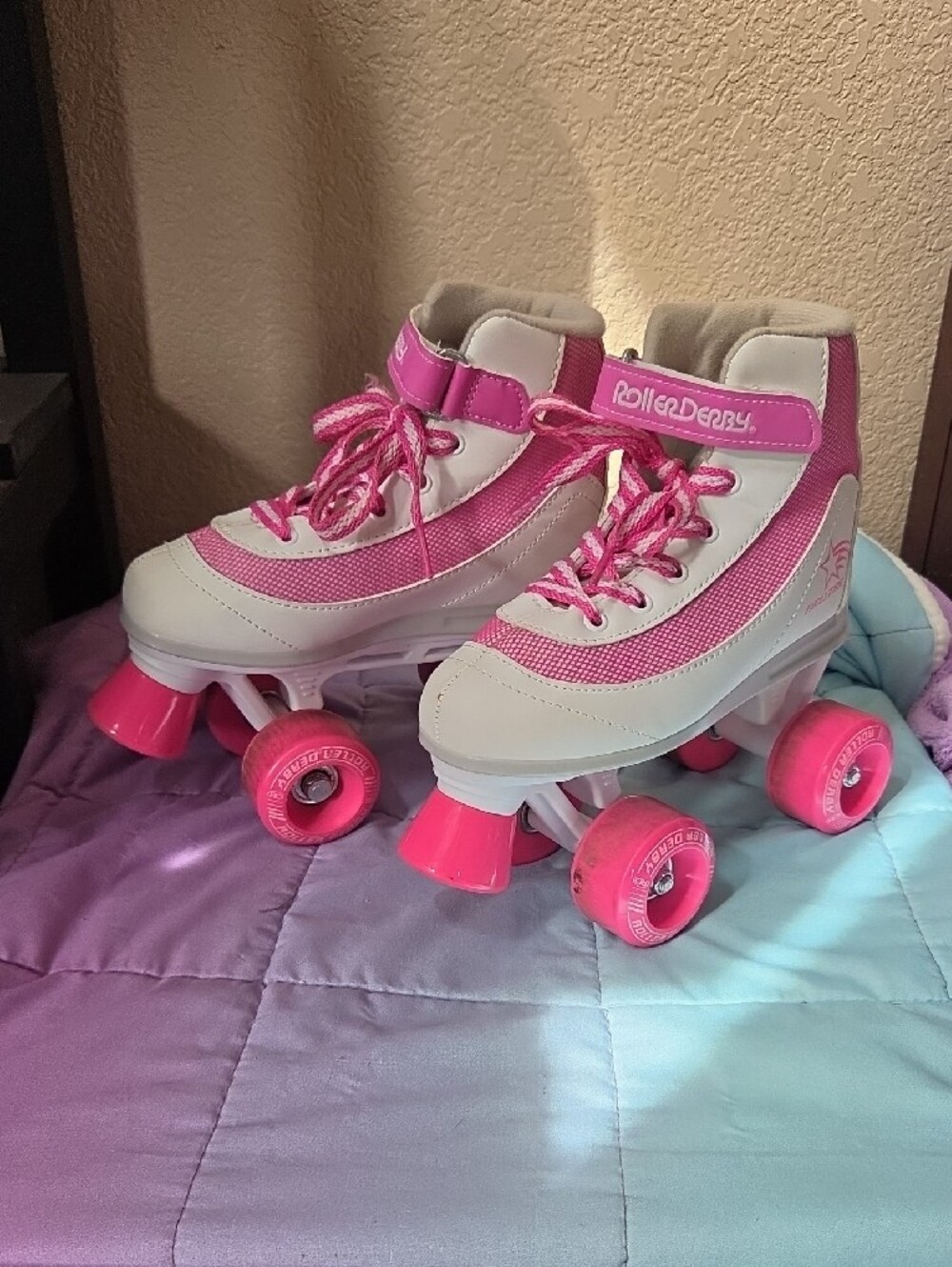 Roller Derby Kids Pink Roller Skates with Supportive High-Top Design - Picture 4 of 9